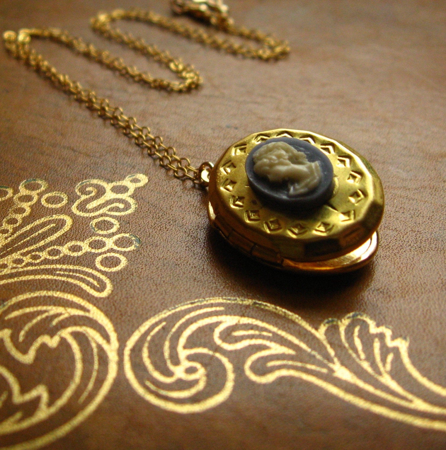 Victorian Cameo Locket - 14k gold fill chain and clasp