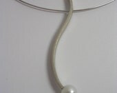 Simple and clean white Pearl Pendant - combination pendant