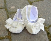 baby shoes - crib shoes - IVORY rosette shoes with rhinestone slide and ivory satin bow baby booties shoes in your choice of size