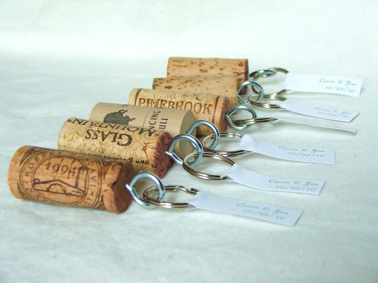 Keychain Wine Corks- Wedding Favor Pack 125 set