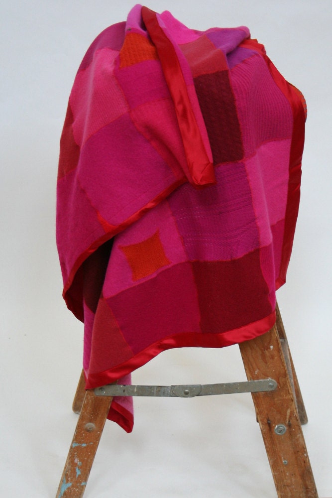 Flowering Fuchsia Crib/Lap/Baby Blanket