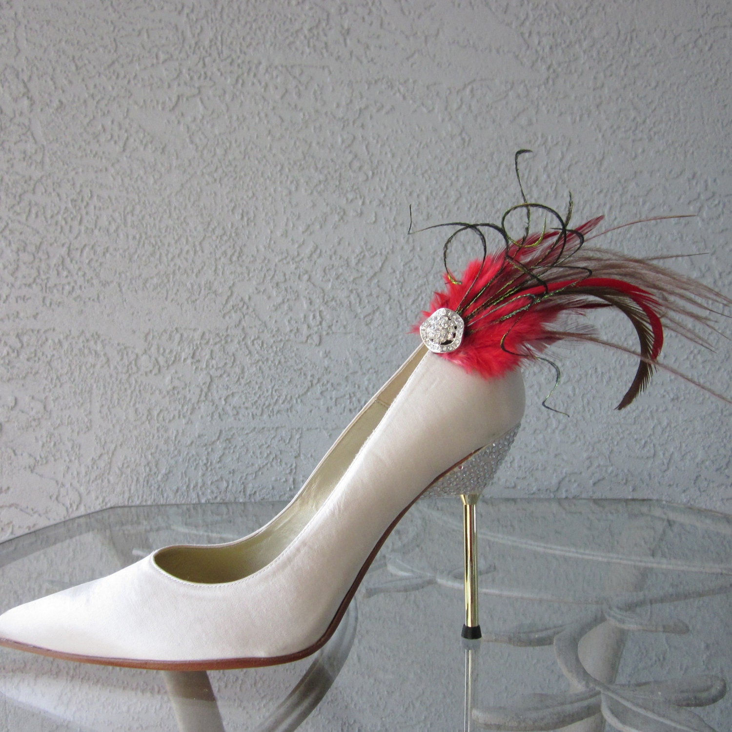 Red And Brown Feathered Shoe Clips Set