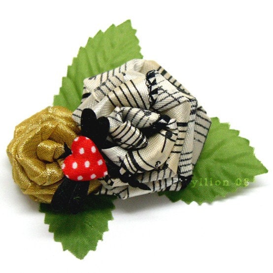 Sweet Melody Floral Brooch
