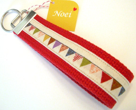 bunting - wristlet key chain