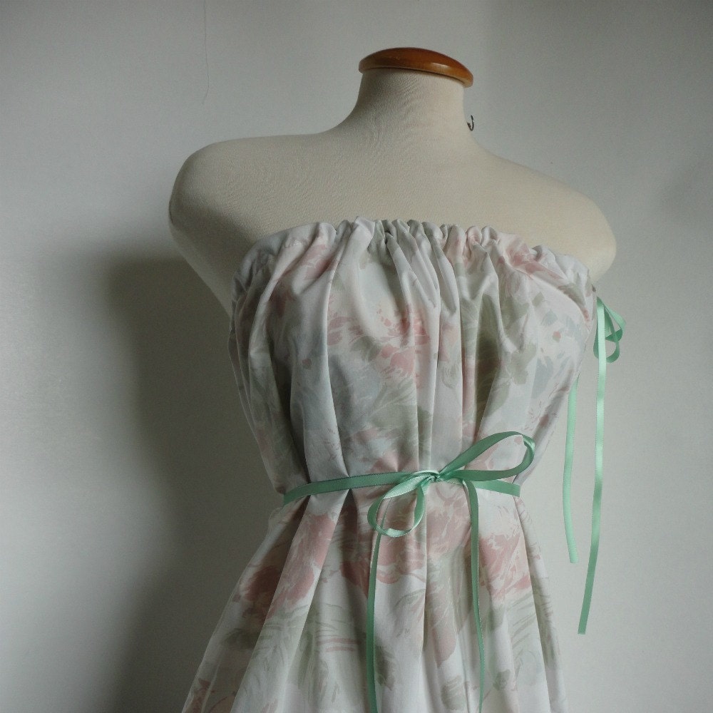 Beach Dress. Romantic Dress. Eco Dress. Womens Upcycled Dress. Vintage Lace Dress. Womens Upcycled Clothing. Floral Dress. Resort Wear.