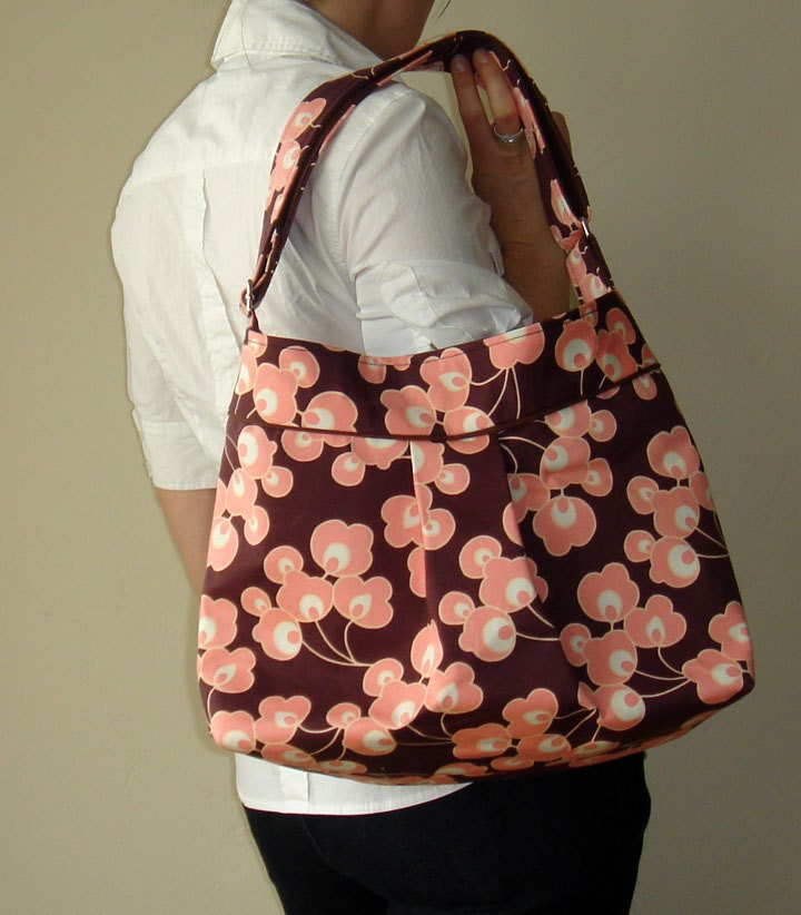 Pleated Shoulder Bag with Adjustable Strap - Amy Butler August Fields, Bright Buds in Chocolate
