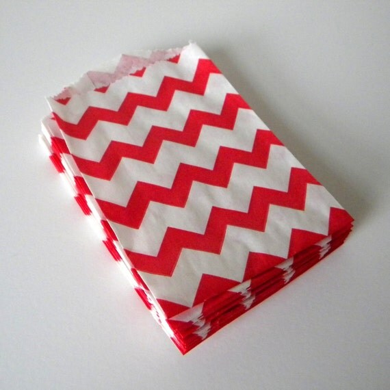 Favor Bags, Chevron, Red and White, Little Bitty, Set of 25, 2 3/4 by 4 inches Il_570xn