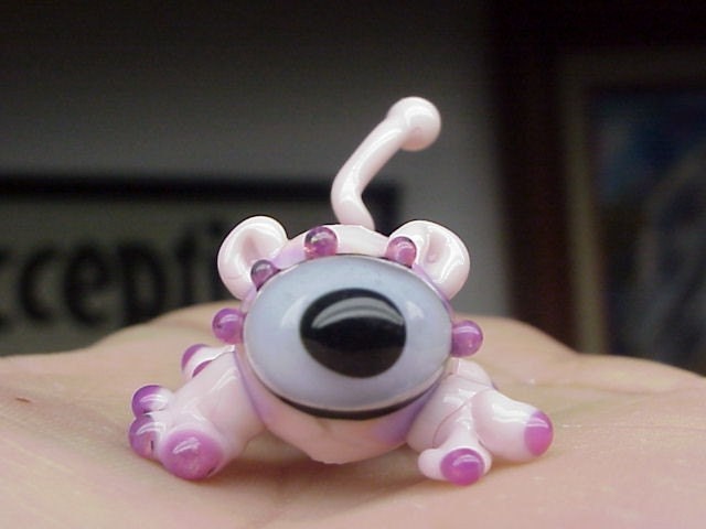 ToXic Waist Lampwork MUTANT Dog --  -------------------- SRA B153