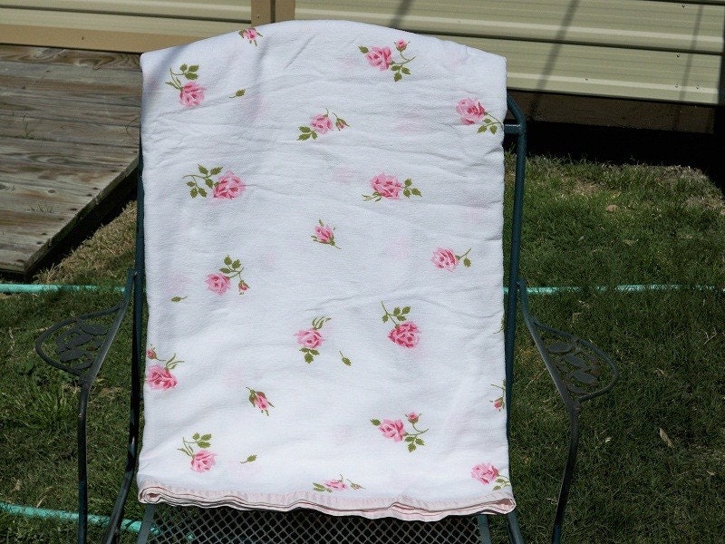 Vintage Cotton Floral Pink Roses Flanelette Blanket Country Cottage Romantic Eclectic Decor SALE
