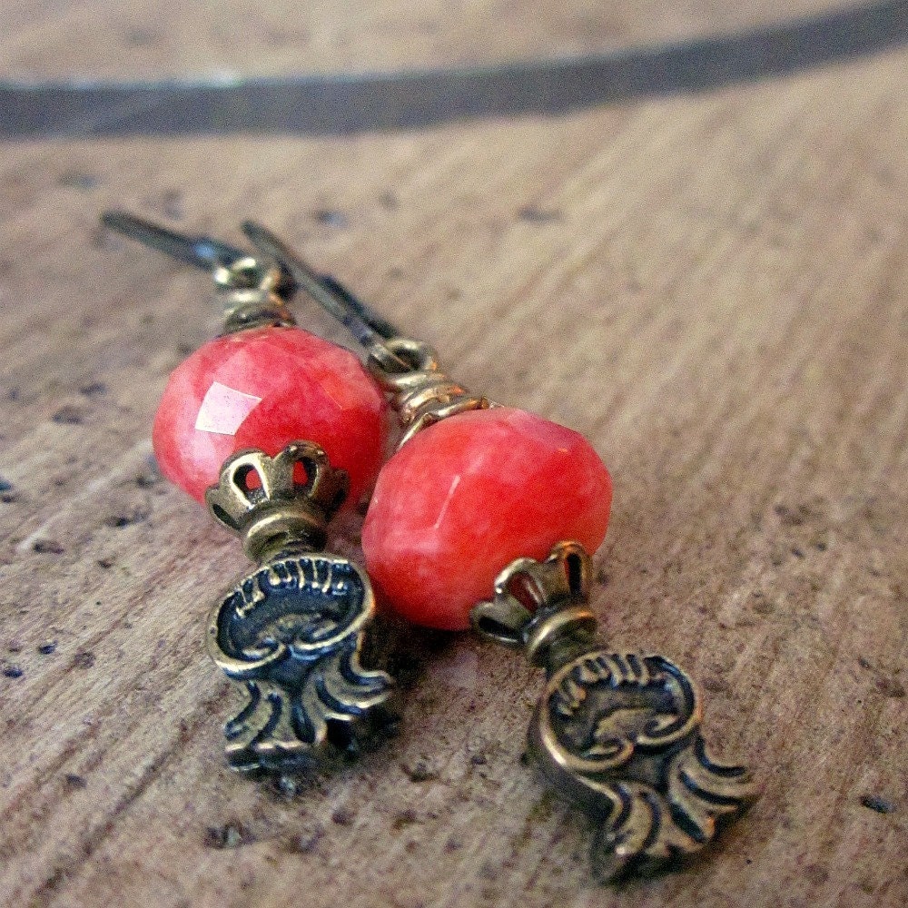 Earrings: Peach Jade Dangle, Fringe