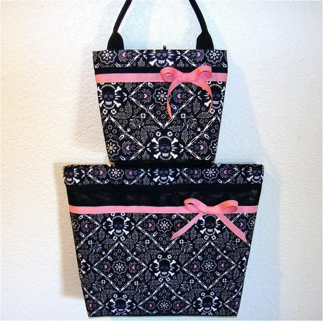 Small skull purse, pink hearts black white, tote bag