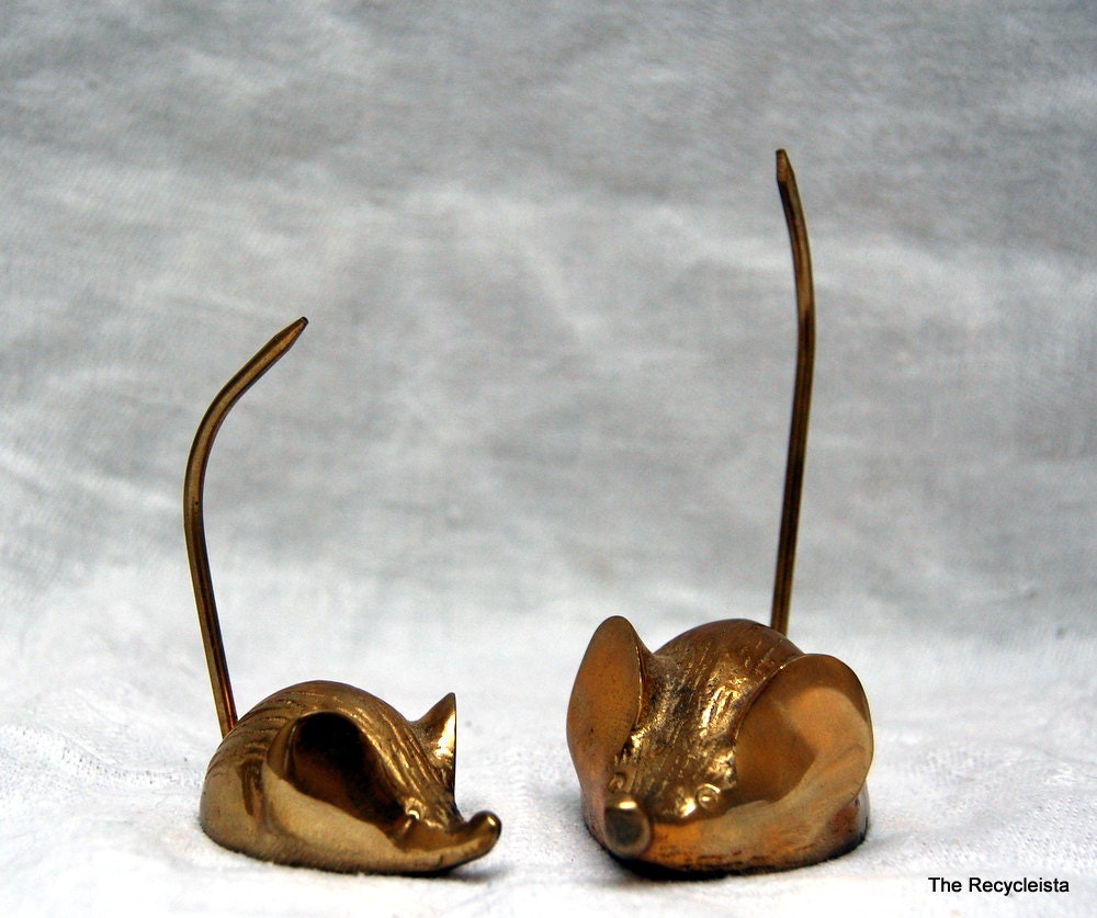 antique mice figurines