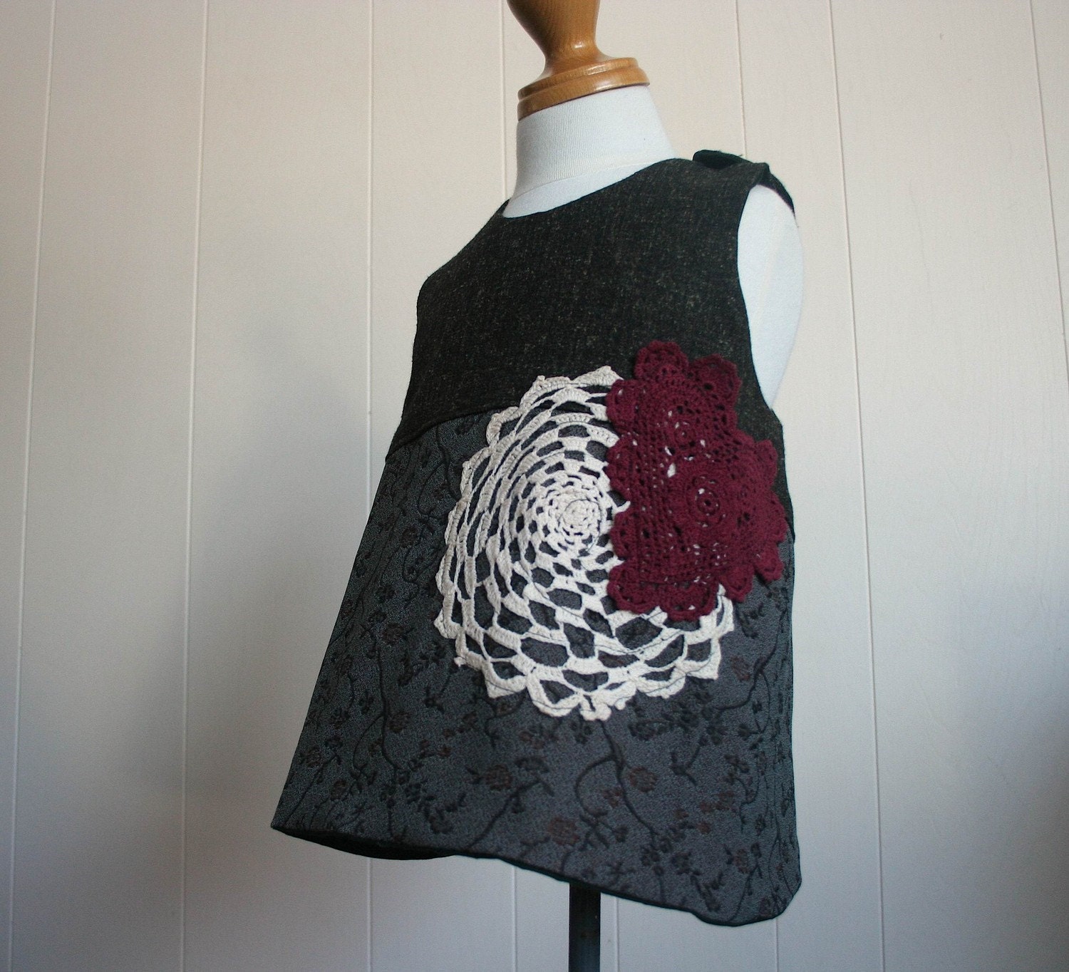 Tweed Floral Crossed Back Pinafore 2 years Picky