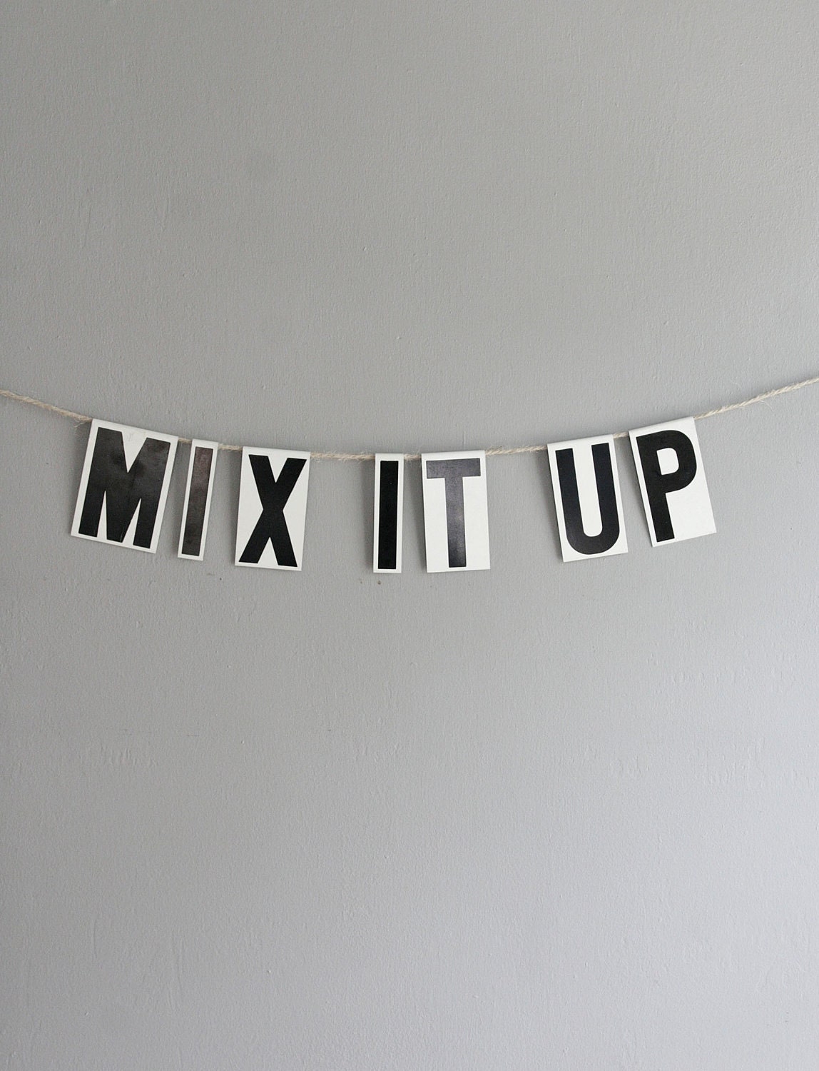 mix it up / vintage modern bunting