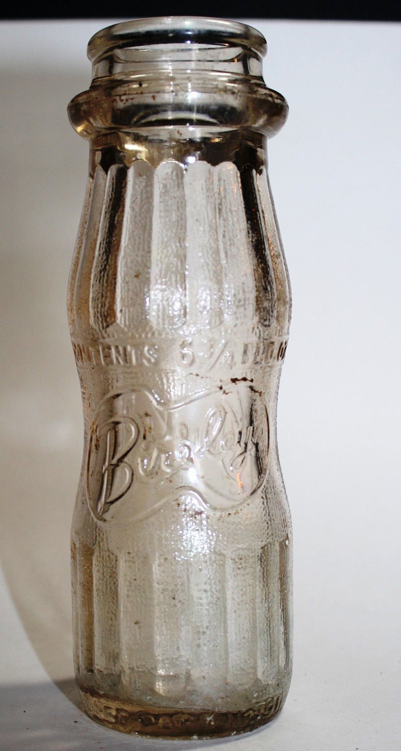 RARE 1930s BIRELEY'S Orange Drink Wide Mouth, words embossed in script Bireley's, pat design date 1932, DACRO