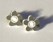 Sweet Floral Earrings - Grey