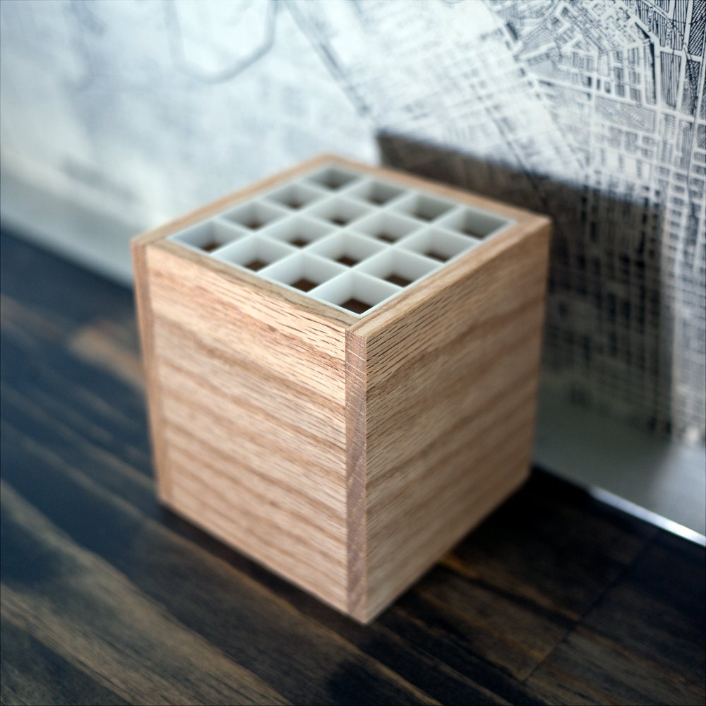16 Section Oak Utensil Holder