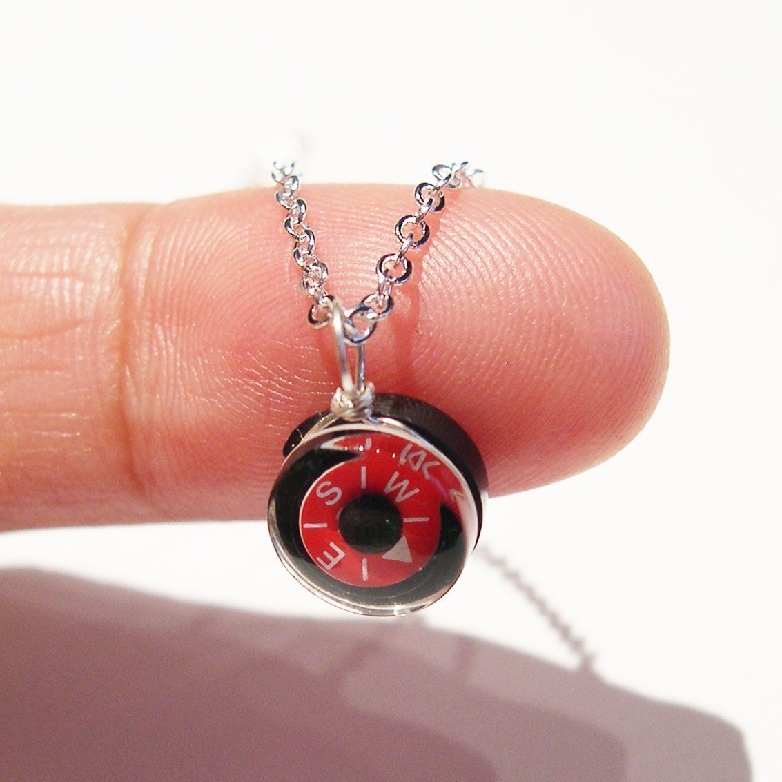 Tiny Compass Necklace - Micro Red