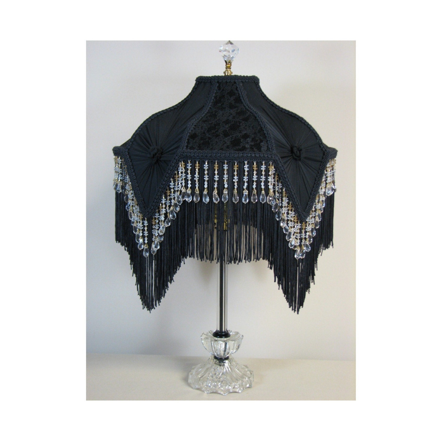 Vintage Table Lamp with Victorian Lamp Shade - Mysterious Encounter 0302