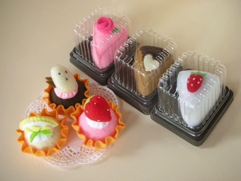 Felt Cakes and Tarts Pattern PDF