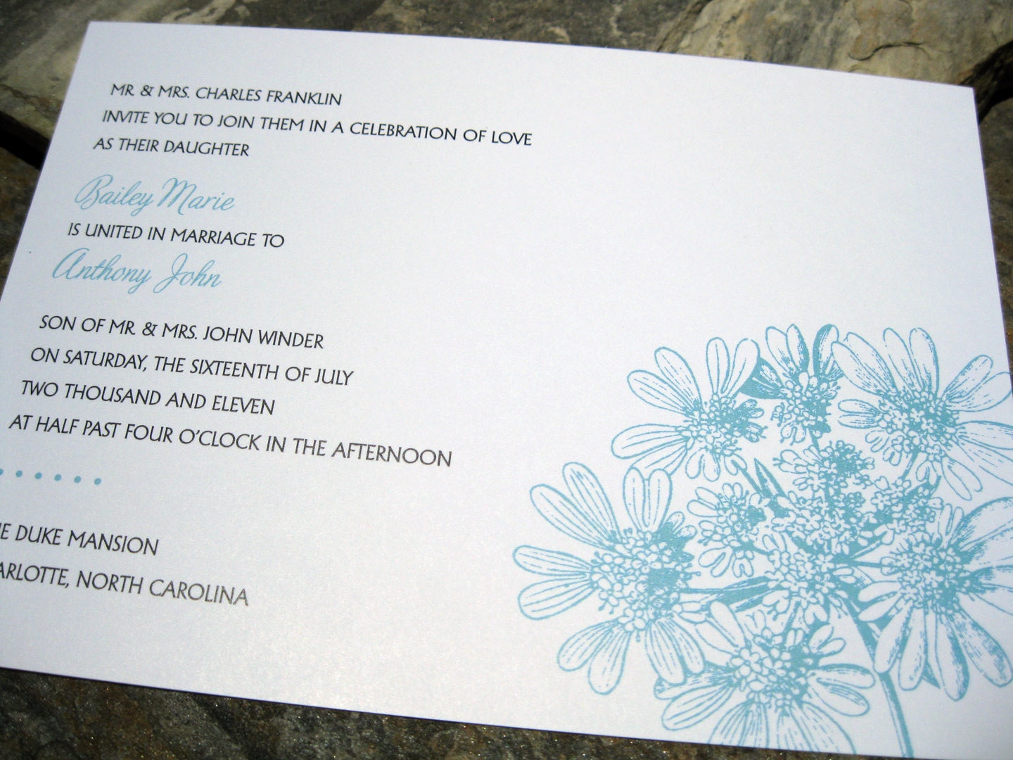 SAMPLE - Vintage Flower Bunch Invitation