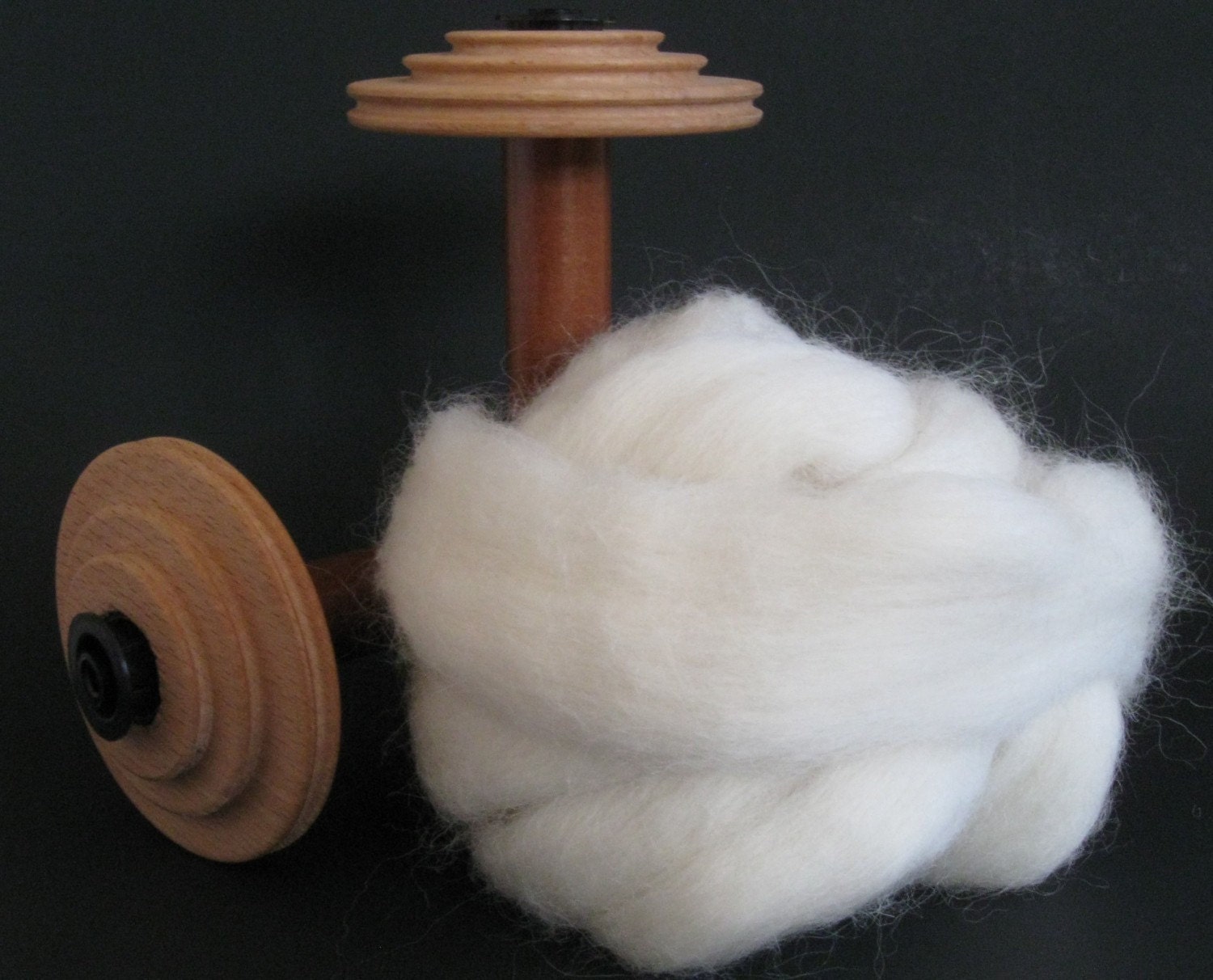 ROMNEY ROVING- Undyed Colorway - 4 ounces