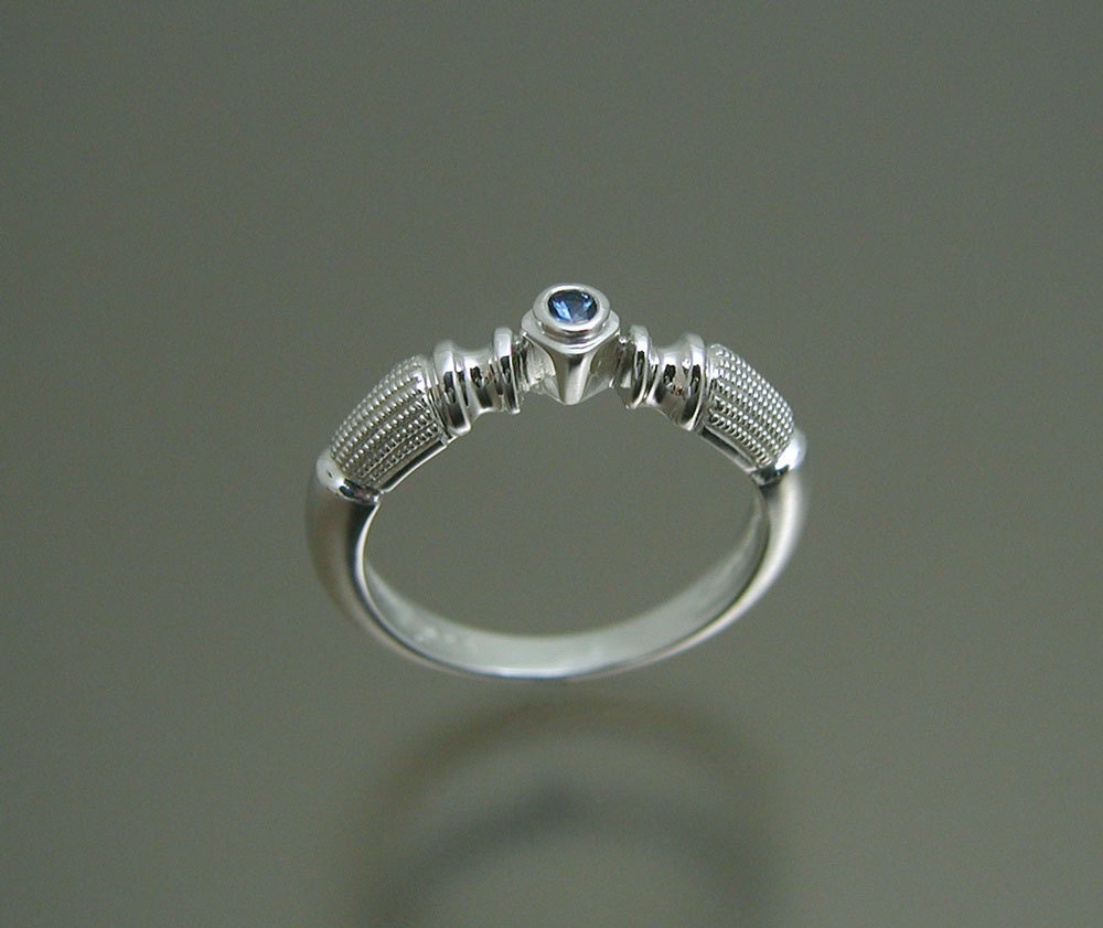 Antique Style Silver Ring with Blue Sapphire. Size 6. Ready to ship