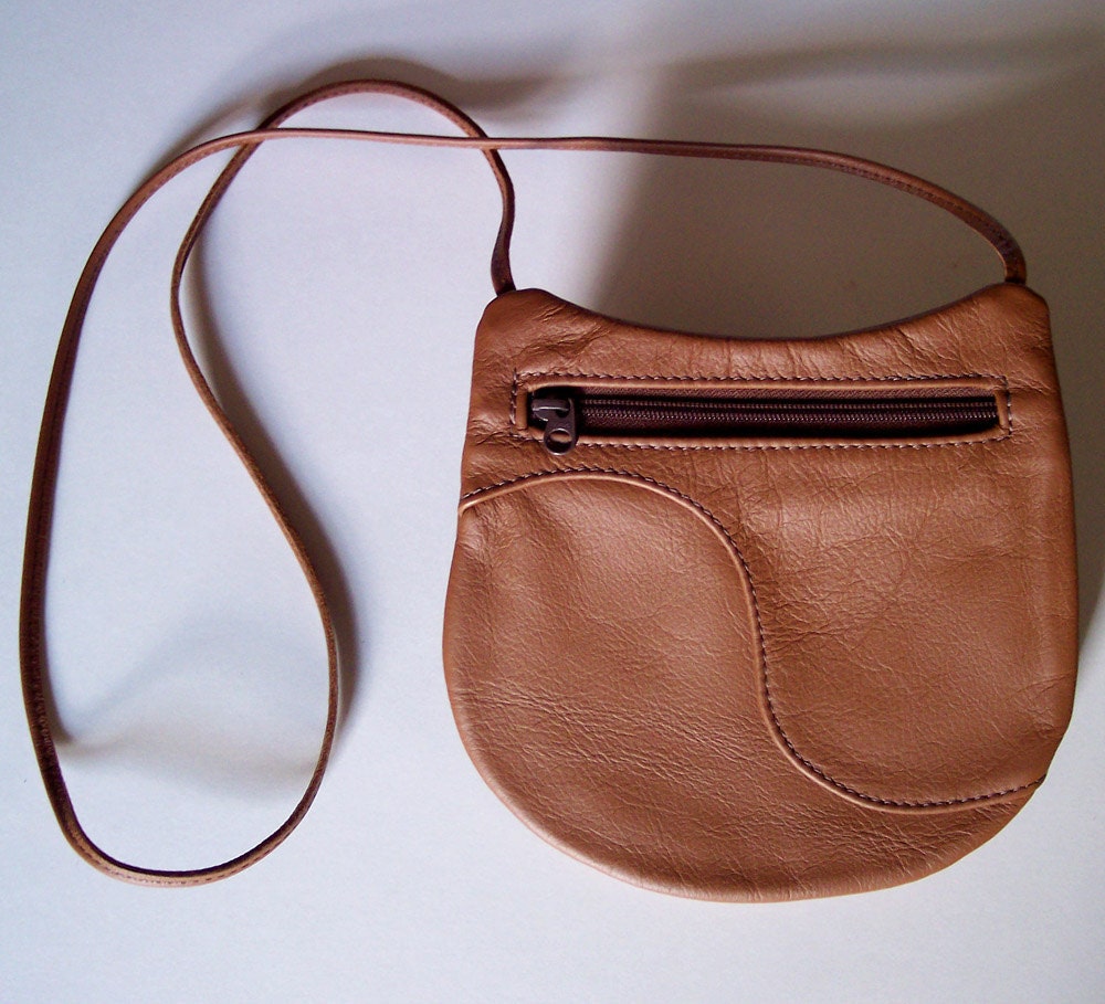 Brown Leather Purse Handbag - Crossbody Style - Medium Round