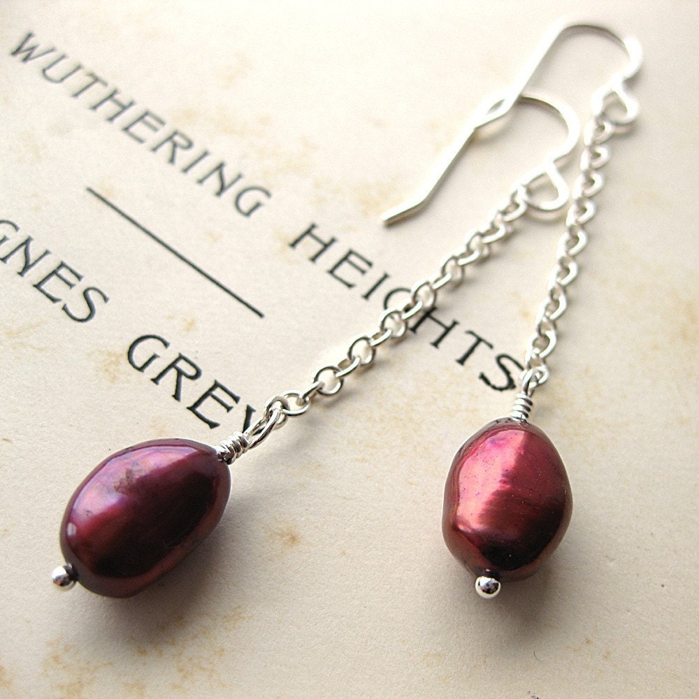 Blush Pearl Earrings.