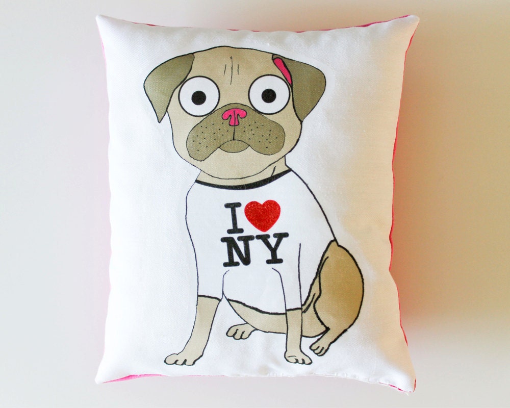 Pug Mini Cushion Pillow New York T-Shirt