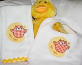 Twit Twit Twoo Owl - Applique and Embroidered Burp Cloth and Bib Set for Boy or Girl