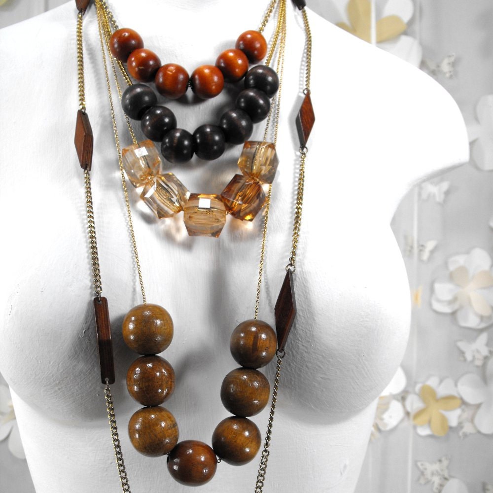 Bohemian Gypsy Style Wood Acrylic and Chain Necklace.  Recycled.  Eco Friendly. Reclaimed.