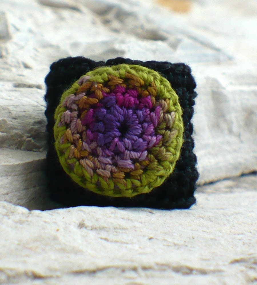 Crochet Ring Iridescent Berry Purple Olive on Black