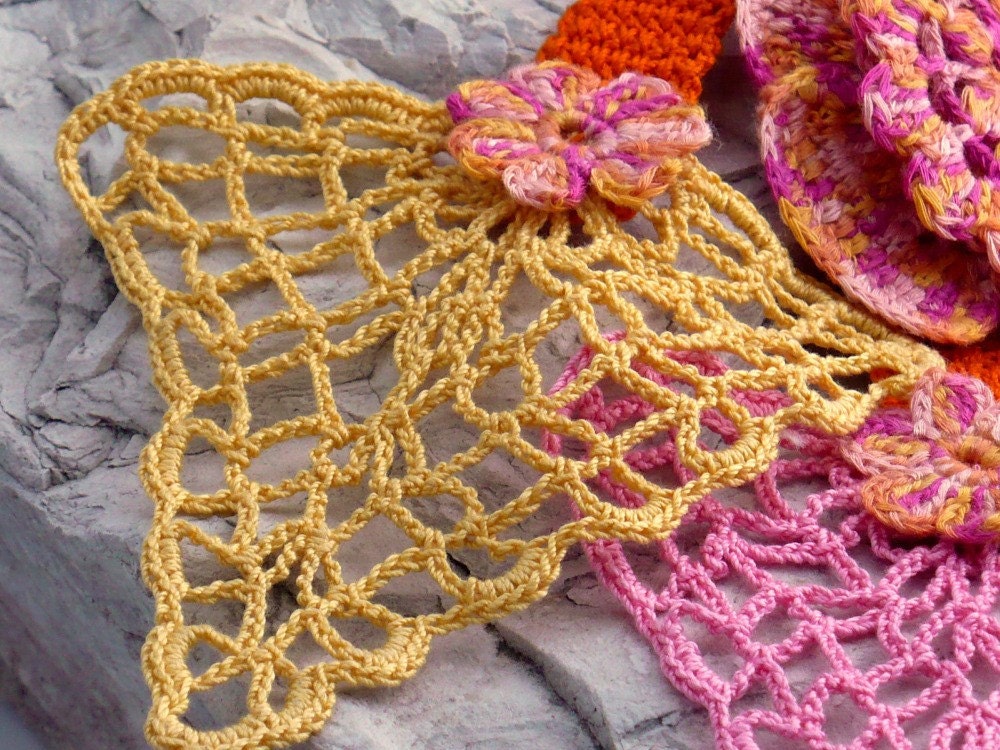 Crochet Necklace Lariat Irish Lace Crochet Flower in Orange Pink and Yellow