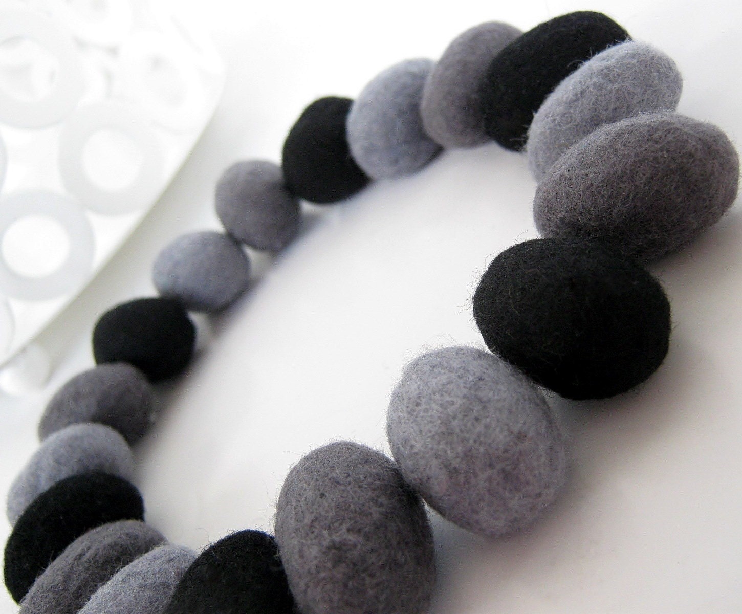 18 Wool Felted Pebbles in Black and Gray shades - Mini Easter Eggs