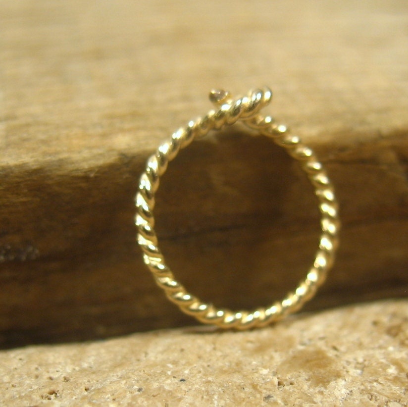 Little Hoop Earrings 14k Gold Filled Dotted Twist SINGLE