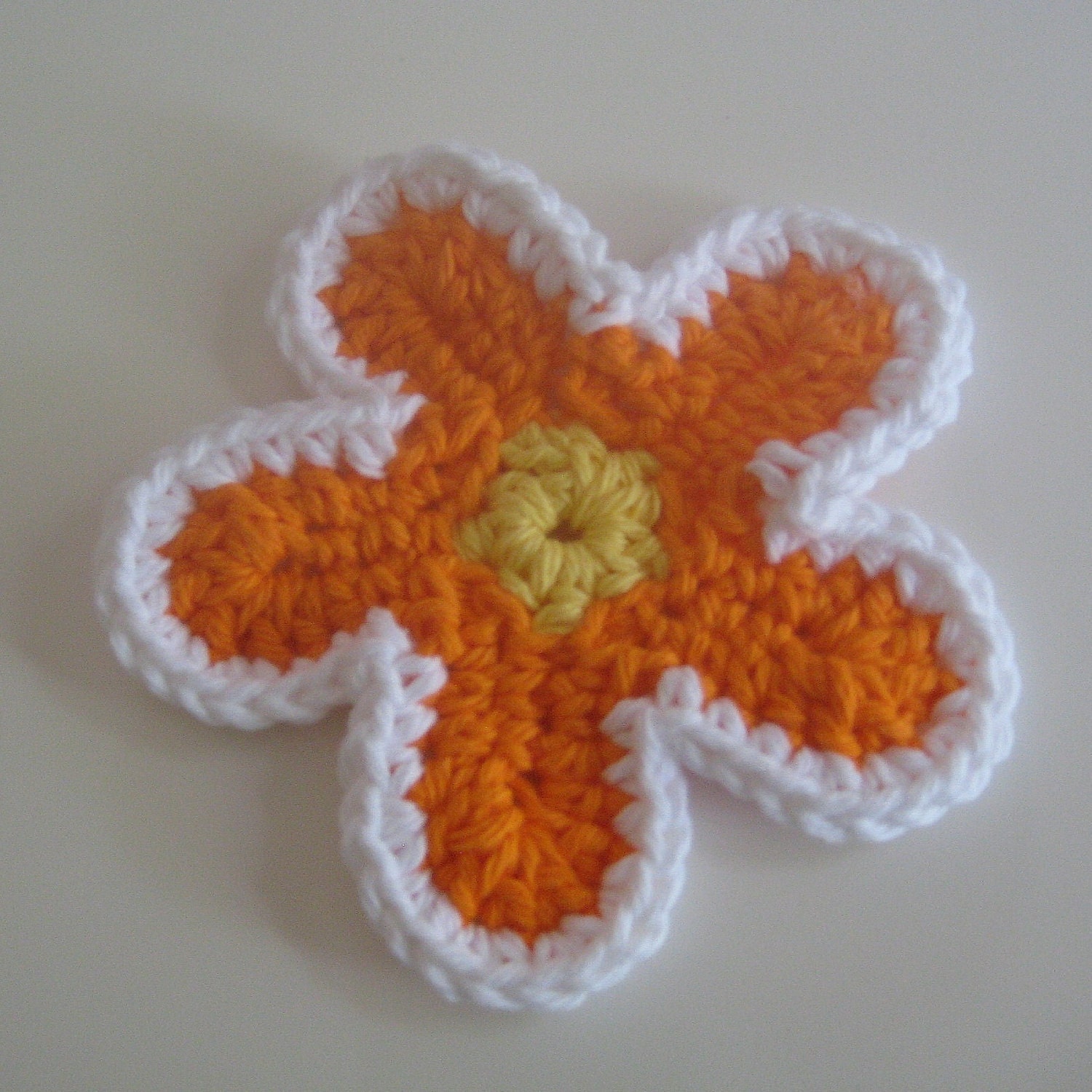 Crochet Pattern -- Retro Flower Embellishment