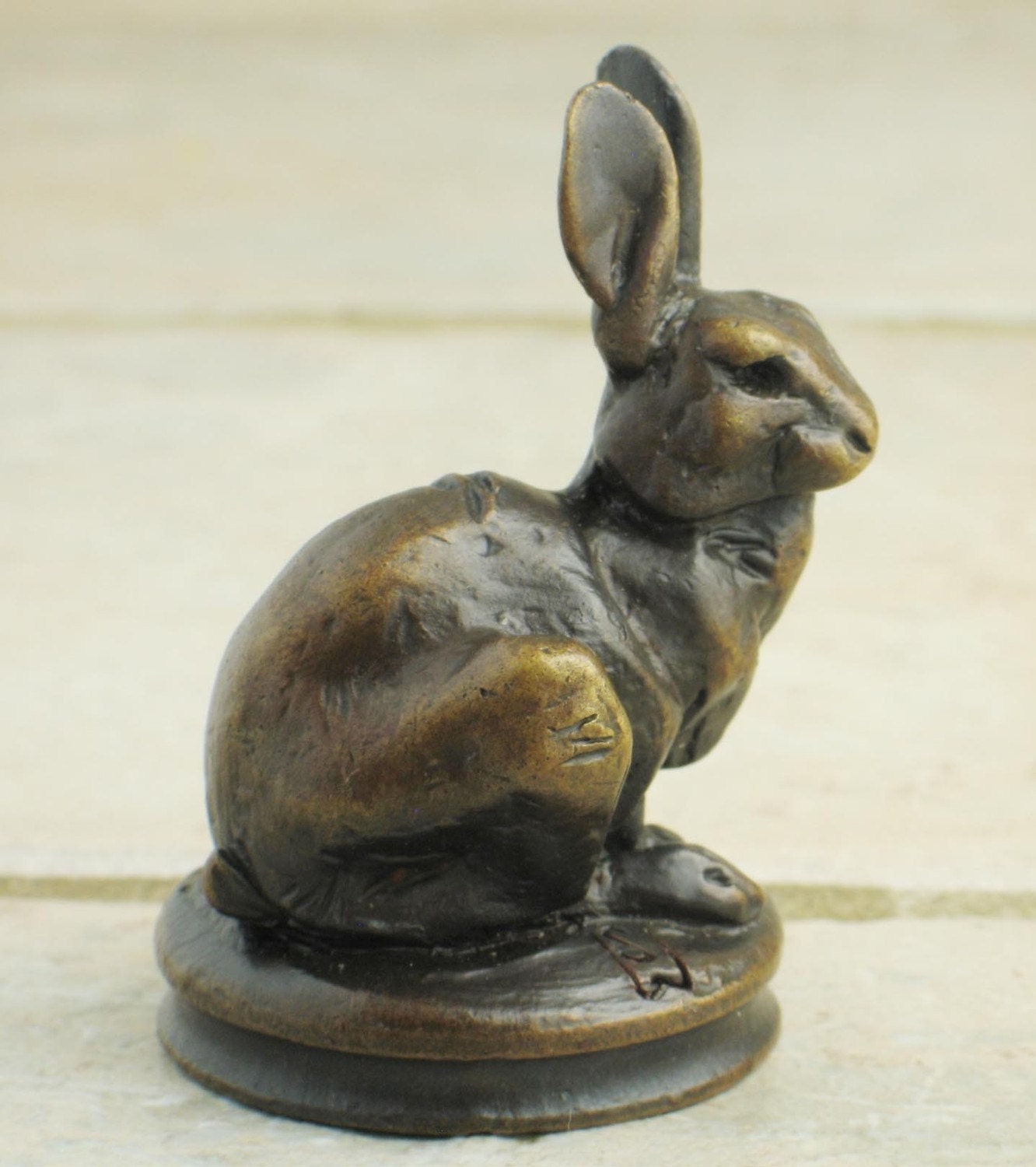 Tiny Penelope bronze rabbit