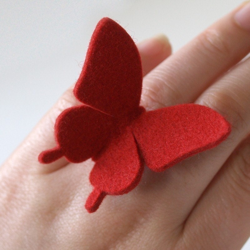 FELT BUTTERFLY RING -POPPY RED- Swallowtail