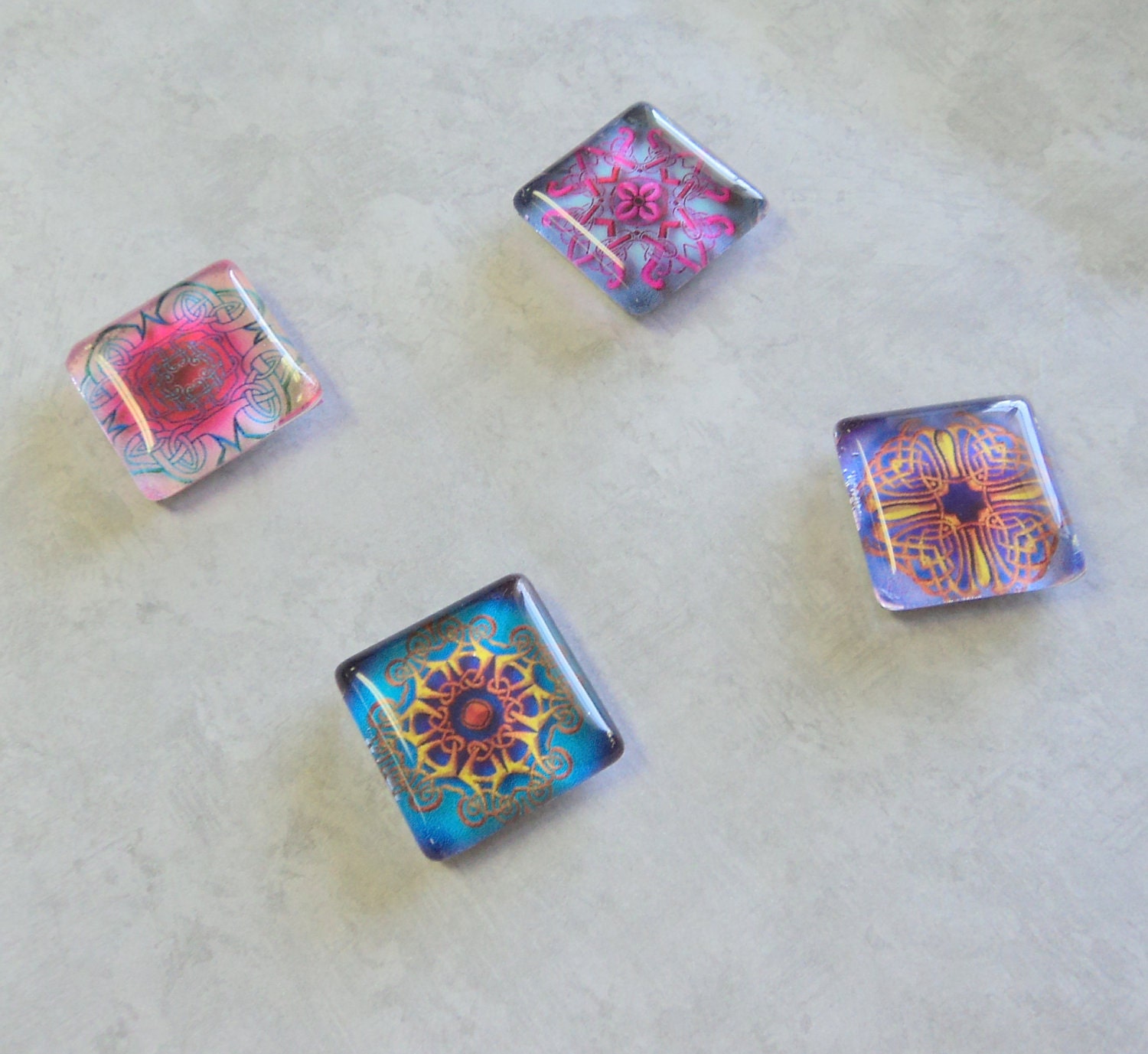 Magnet Set 4 1 Inch Square Glass Colorful Celtic Designs