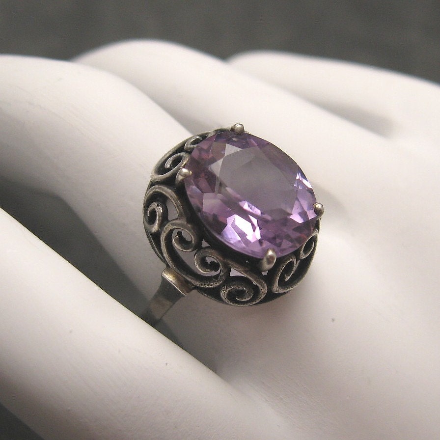 Vintage Sterling Ring Tall Purple R3514