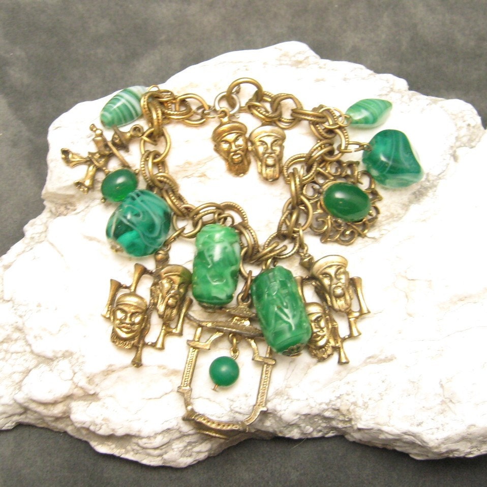 Vintage Charm Bracelet Asian Themed Chunky B4085