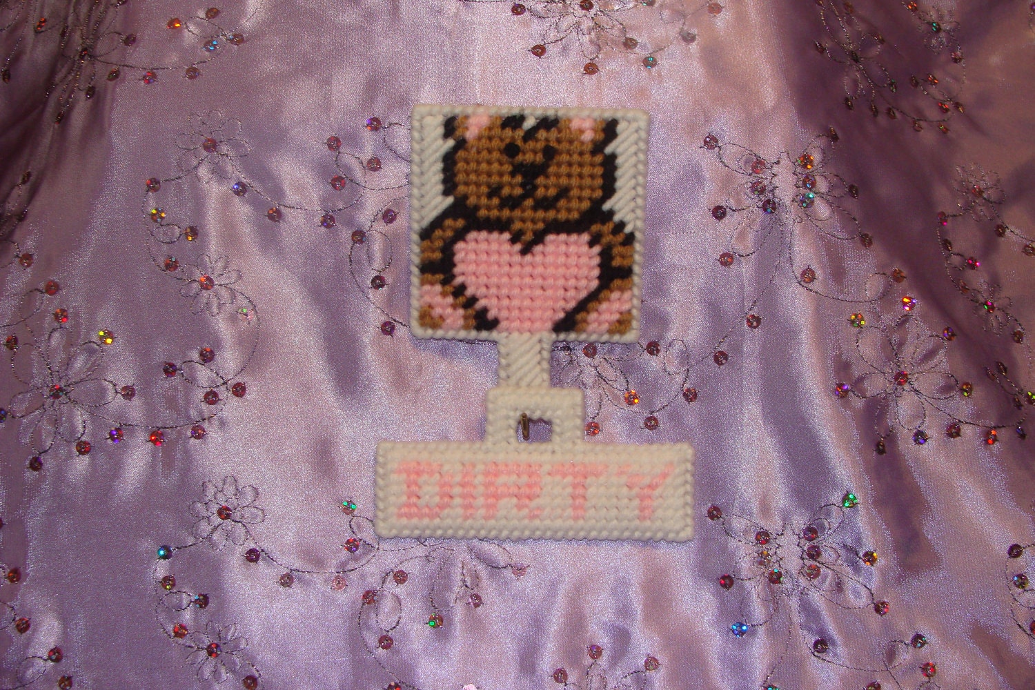 Bear With Holding Heart Dishwasher Tag
