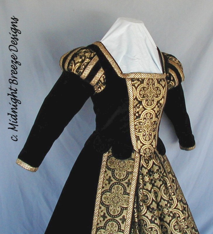 MADE TO ORDER Elizabethan Renaissance Court gown Dress, Many Variations Possible