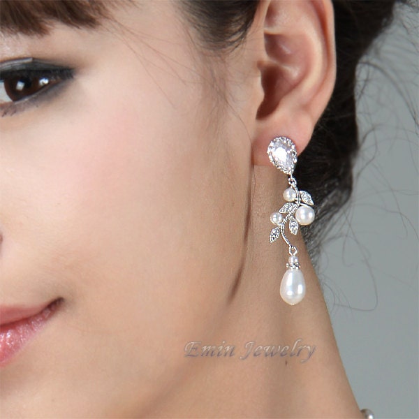 Rhinestone Leaf White Pearl Bridal Earrings, Vintage Style WEdding Earrings Jewelry, Teardrop Studs Dangle Swarovski Silver Earrings