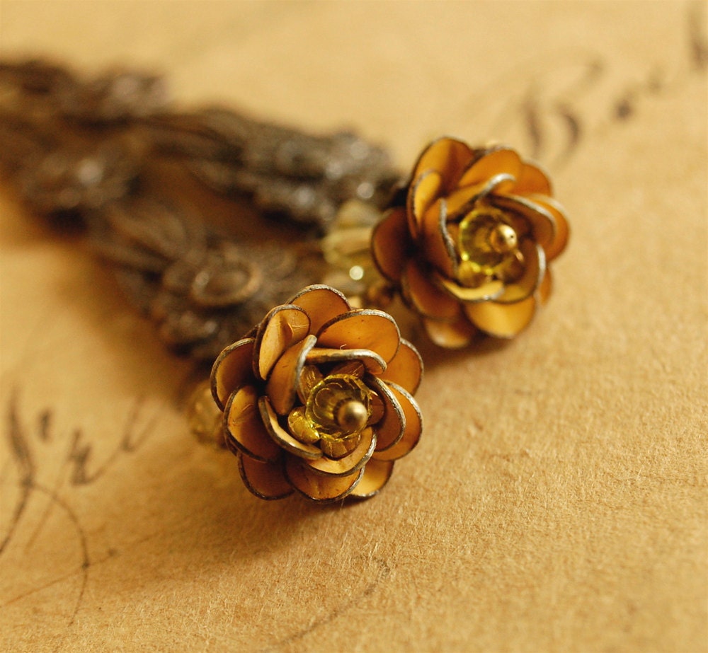 belle epoque (jaune) - vintage enamel flower swarovski crystal dangle earrings