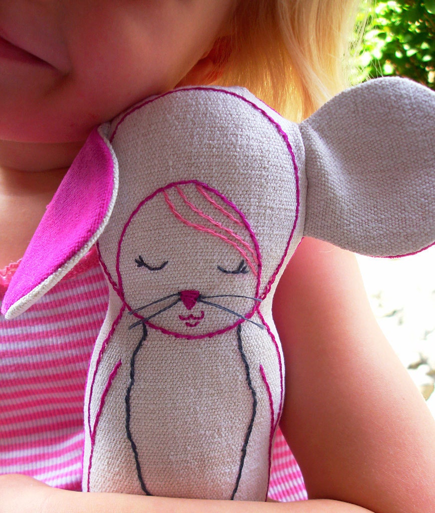 Linen Mouse/ Plush animal/Stuffed  Toy/ Decor - Nicole - Ready to Ship-FREE WORLDWIDE SHIPPING