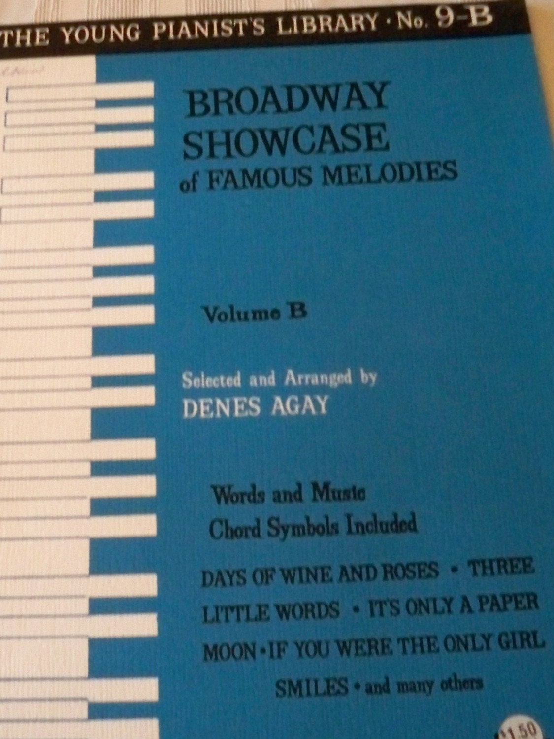 Broadway Showcase of Famous Melodies Songbook