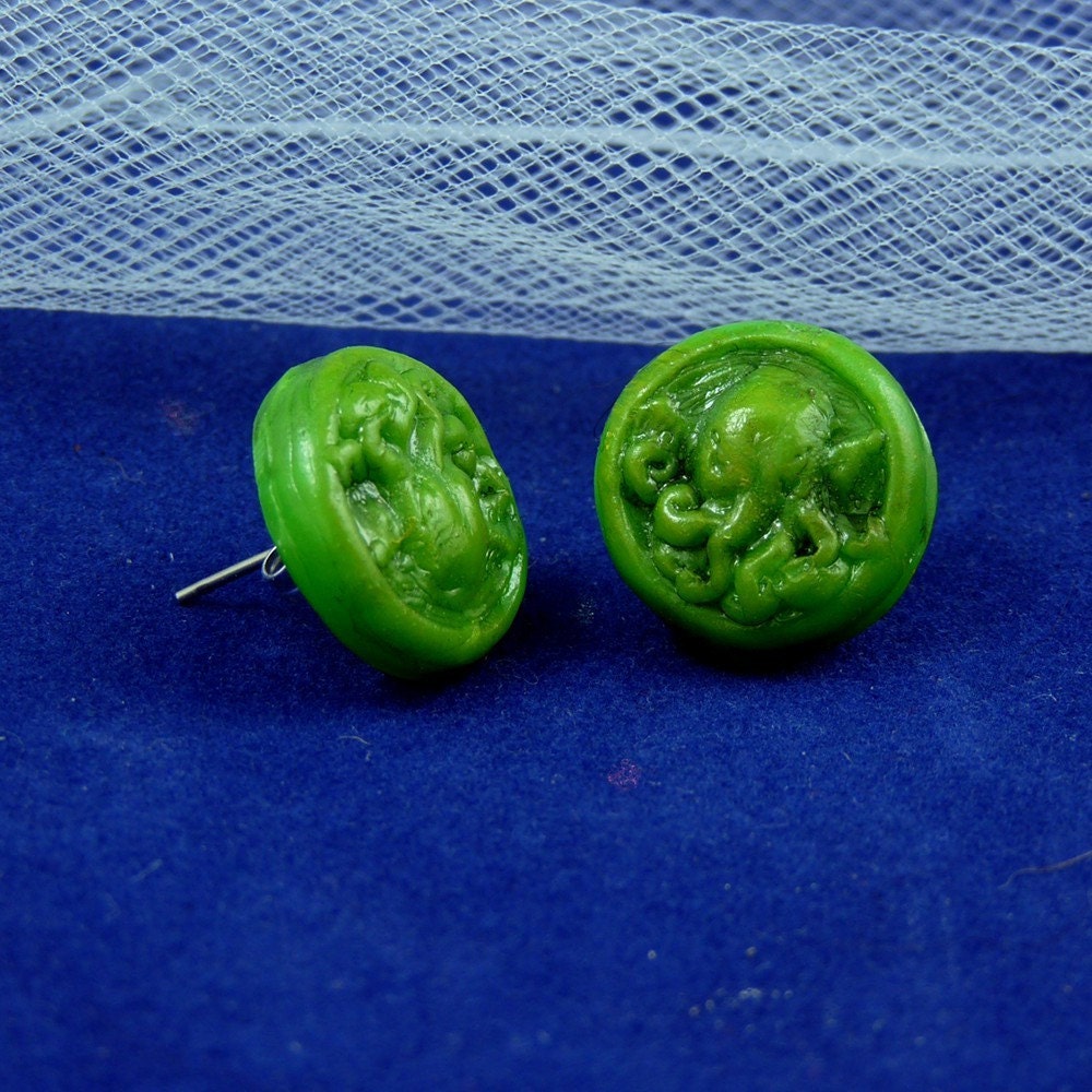 Bright Green Cthulhu Cameo Earrings - Polymer Clay Jewelry