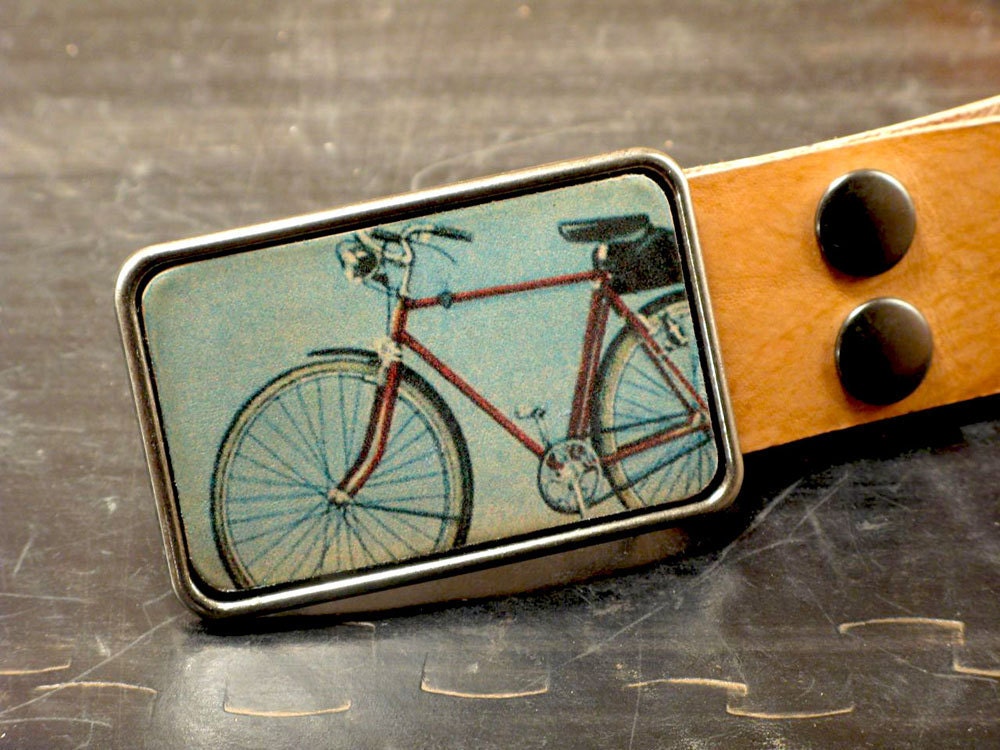 Ten speed bike belt buckle